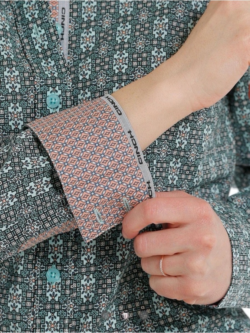 Cinch Mint Green and Silver Patterned Wristband